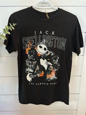 Disney Jack Skellington “Pumpkin King” Graphic Tee — Size Small